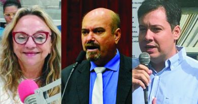 Vituriano desiste e deixa Paula, Jeová e Júnior Araújo disputando vagas na ALPB Vituriano desiste e deixa Paula, Jeová e Júnior Araújo disputando vagas na ALPB