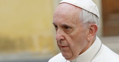 Papa aceita renúncia de mais bispos após escândalo sexual Papa aceita renúncia de mais bispos após escândalo sexual