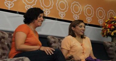 Bloco feminino na ALPB encampa proposta de CPI do Feminicídio Bloco feminino na ALPB encampa proposta de CPI do Feminicídio