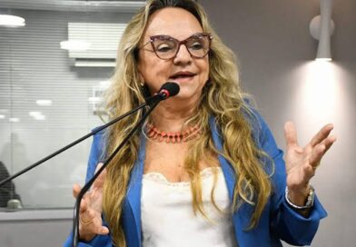 Governador atendente pedido de Doutora Paula e garante R$ 23,7 mi para obras de abastecimento de água em Cajazeiras e São João do Rio do Peixe