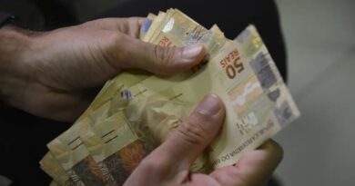 Dentro do mês trabalhado: Prefeitura de Cajazeiras paga janeiro a todos os servidores municipais Dentro do mês trabalhado: Prefeitura de Cajazeiras paga janeiro a todos os servidores municipais