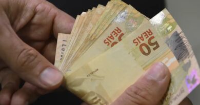 Prefeitura de Cajazeiras paga folha de abril a todos os servidores nesta quinta (30)