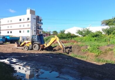 Corrinha Delfino reúne secretariado e reforça ações emergenciais em áreas afetadas pelas chuvas em Cajazeiras Corrinha Delfino reúne secretariado e reforça ações emergenciais em áreas afetadas pelas chuvas em Cajazeiras