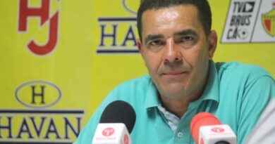 Técnico do Atlético de Cajazeiras pede demissão para assumir Altos do PI