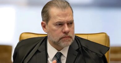PF pede a Fachin suspeição de Toffoli no inquérito do Banco Master