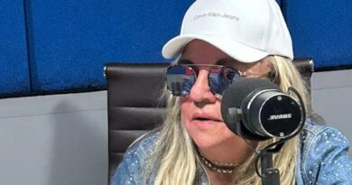 Dra. Paula exalta Carnaval de Cajazeiras, elogia Corrinha e sinaliza: “Meu futuro é com a saúde sertaneja” Dra. Paula exalta Carnaval de Cajazeiras, elogia Corrinha e sinaliza: “Meu futuro é com a saúde sertaneja”