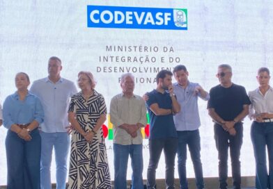 Zé Aldemir participa de evento da Codevasf, reforça articulação política e destaca investimentos para municípios paraibanos