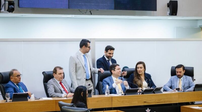 ALPB aprova projetos de lei em favor dos direitos das mulheres ALPB aprova projetos de lei em favor dos direitos das mulheres