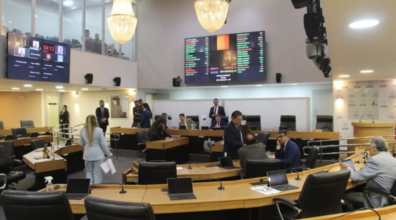 ALPB aprova projeto que agiliza cancelamento de assinaturas de serviços online