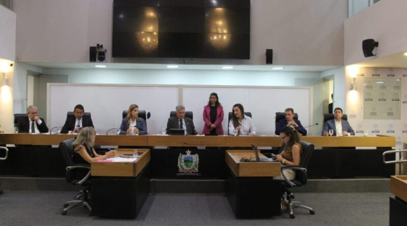 CCJ da Assembleia aprova nomes de Deusdete Queiroga e Taciano Diniz para conselheiros no TCE-PB