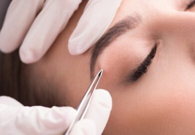 Prefeitura de Cajazeiras abre inscrições para cursos de design de sobrancelhas, maquiagem, manicure e pedicure nos CRAS