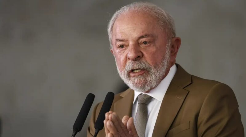 Lula zera imposto e subsidia diesel para conter alta do petróleo