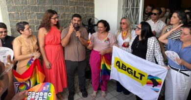 Doutora Paula participa da inauguração do Centro Estadual de Referência LGBTQIAPN+ em Cajazeiras Doutora Paula participa da inauguração do Centro Estadual de Referência LGBTQIAPN+ em Cajazeiras