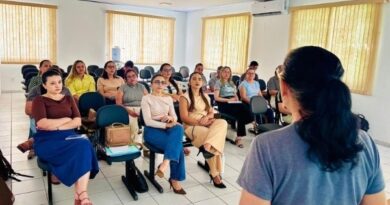 Secretaria de Educação realiza elaboração do Plano de Ação Municipal 2026 do Alfabetiza Cajazeiras