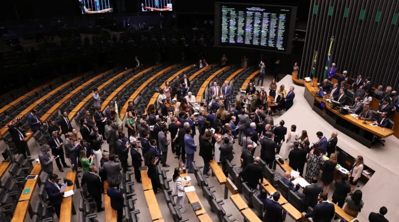 Congresso derruba veto de Lula e mantém PL da Dosimetria