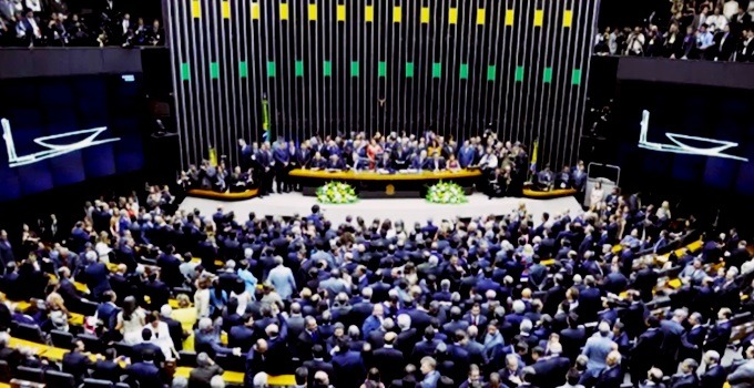 Congresso da vergonha – Por Lenilson Oliveira
