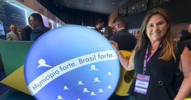 Prefeita Corrinha Delfino participa da XXVII Marcha em Defesa dos Municípios em Brasília