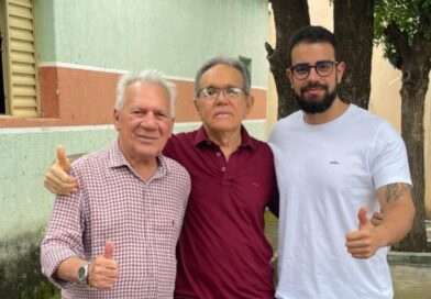 Ex-prefeito Evandro Brito declara apoio a Zé Aldemir e fortalece grupo político em Bom Jesus