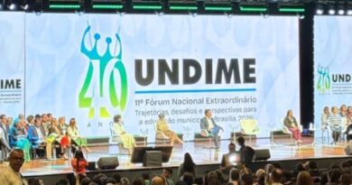 Secretaria de Educação de Cajazeiras participa do 11º Fórum Nacional Extraordinário dos Dirigentes Municipais de Educação