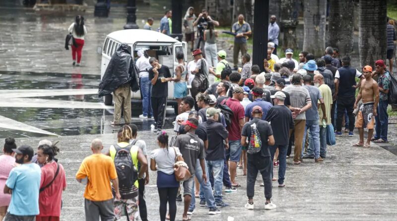 População em situação de rua passa de 388 mil em maio; São Paulo lidera