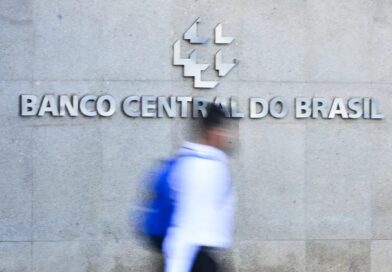 Mercado financeiro eleva previsão da inflação para 5,09% este ano Mercado financeiro eleva previsão da inflação para 5,09% este ano