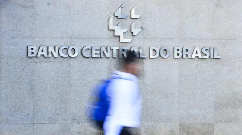 Mercado financeiro eleva previsão da inflação para 5,09% este ano