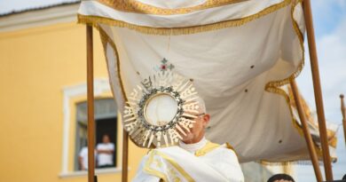 Solenidade de Corpus Christi será celebrada em todas as paróquias da Arquidiocese da Paraíba nesta quinta-feira (4) Solenidade de Corpus Christi será celebrada em todas as paróquias da Arquidiocese da Paraíba nesta quinta-feira (4)