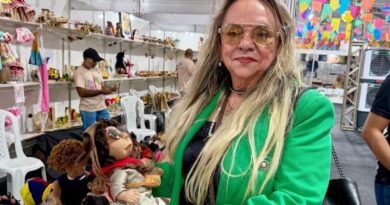 Doutora Paula destaca força das artesãs paraibanas durante sessão da Assembleia Legislativa em Campina Grande Doutora Paula destaca força das artesãs paraibanas durante sessão da Assembleia Legislativa em Campina Grande