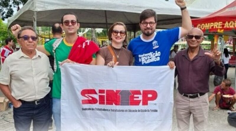 Integrantes do SINTEP-PB participam de ato público pelo fim da escala 6×1 e pela redução da jornada de trabalho Integrantes do SINTEP-PB participam de ato público pelo fim da escala 6×1 e pela redução da jornada de trabalho