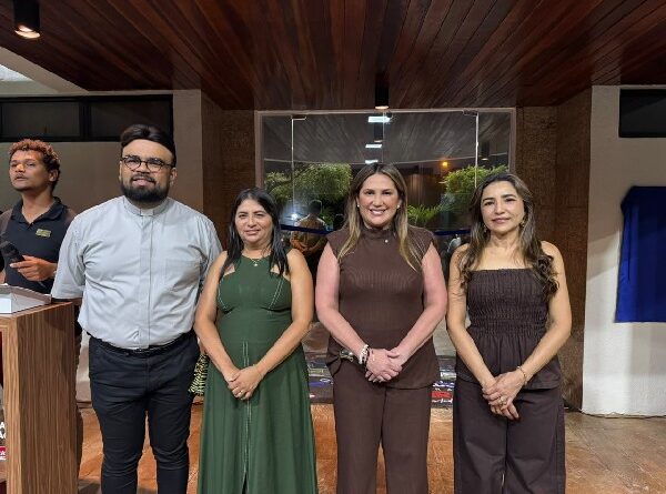 Prefeita Corrinha Delfino entrega reforma e ampliação da Secretaria de Educação de Cajazeiras