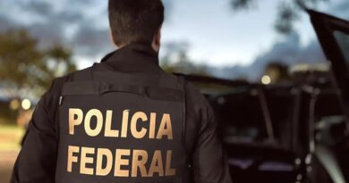 Polícia Federal faz operação contra lavagem de dinheiro de bets na Paraíba, Sergipe, Paraná, São Paulo e Rio Polícia Federal faz operação contra lavagem de dinheiro de bets na Paraíba, Sergipe, Paraná, São Paulo e Rio