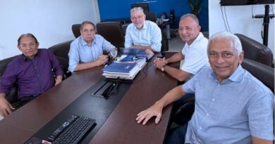 Prefeitura de Cajazeiras, Sebrae e CDL alinham plano para orientar desenvolvimento econômico dos próximos 10 anos Prefeitura de Cajazeiras, Sebrae e CDL alinham plano para orientar desenvolvimento econômico dos próximos 10 anos