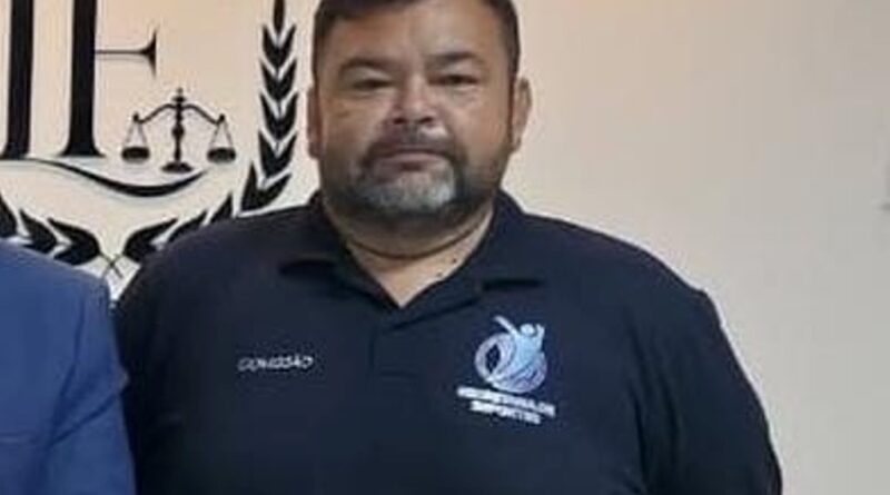Luto em Triunfo: Prefeito Espedito Filho lamenta perda repentina do secretário de Esportes, Jailson Alves Luto em Triunfo: Prefeito Espedito Filho lamenta perda repentina do secretário de Esportes, Jailson Alves