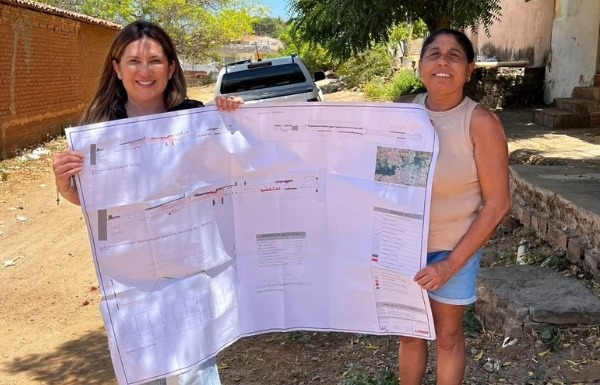 Prefeita Corrinha Delfino assina ordem de serviço para pavimentação da Rua Raimundo Carola, no bairro São José