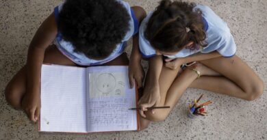 Educação antirracista avança nas escolas nos últimos dois anos