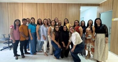 Cajazeiras reúne oito municípios para troca de experiências na construção dos Planos Municipais de Educação